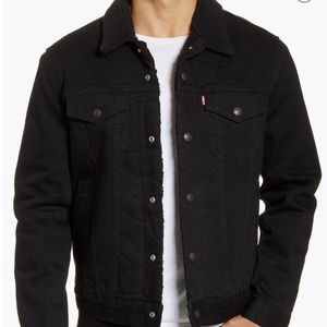 Men’s Levi’s denim trucker jacket